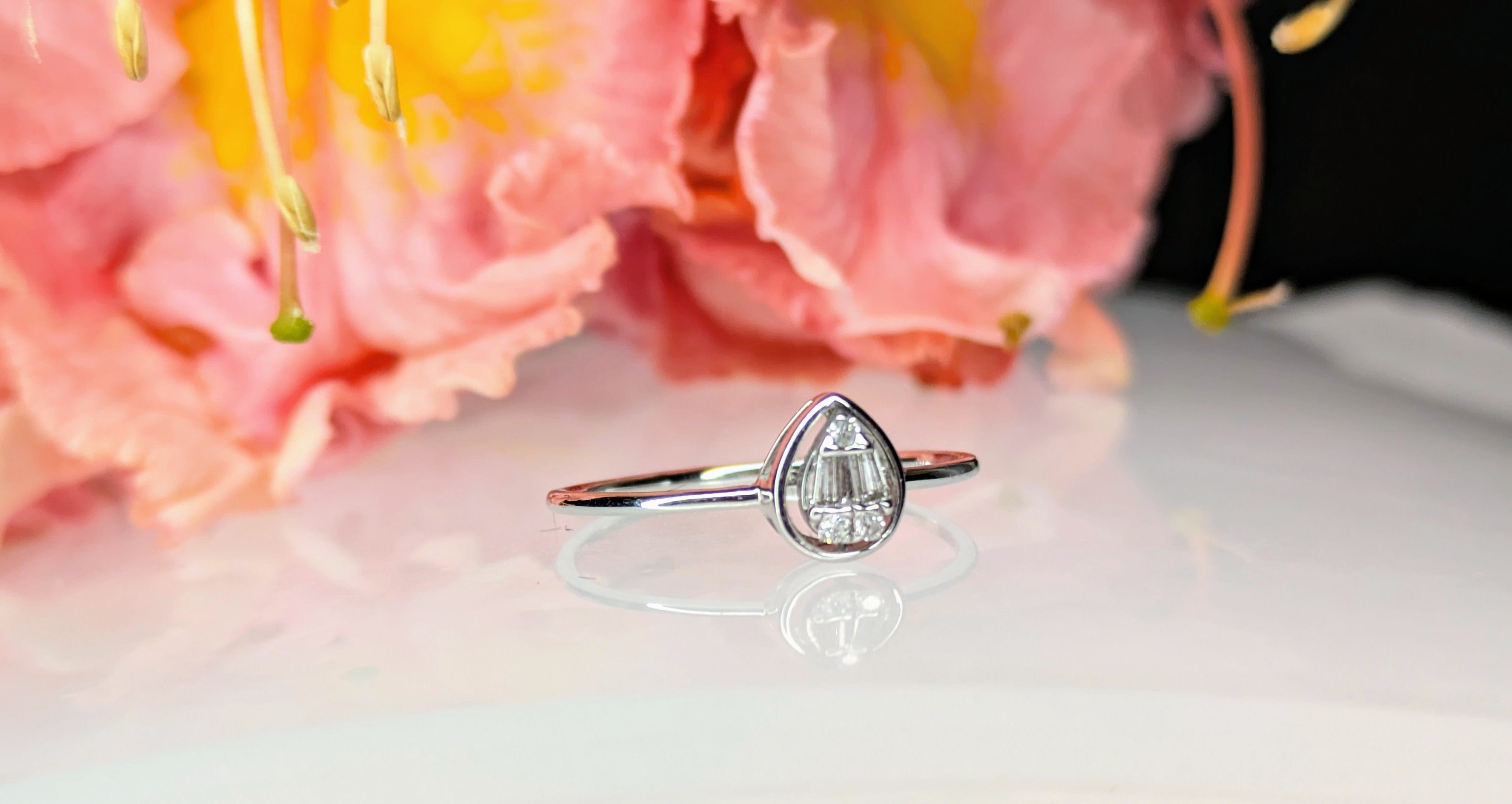 18k White Gold, Genuine Diamond Marquise